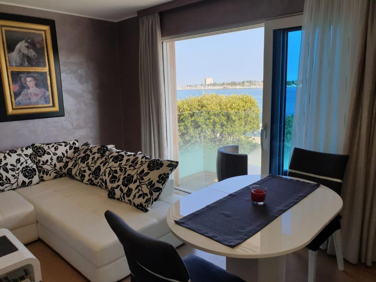 Apartments Riva-Interauto Umag Exterior photo