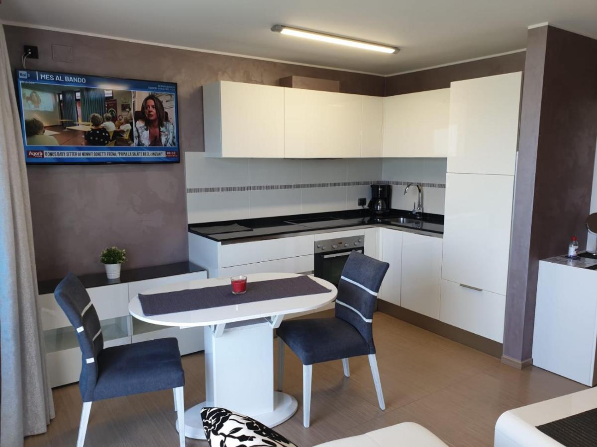 Apartments Riva-Interauto Umag Exterior photo