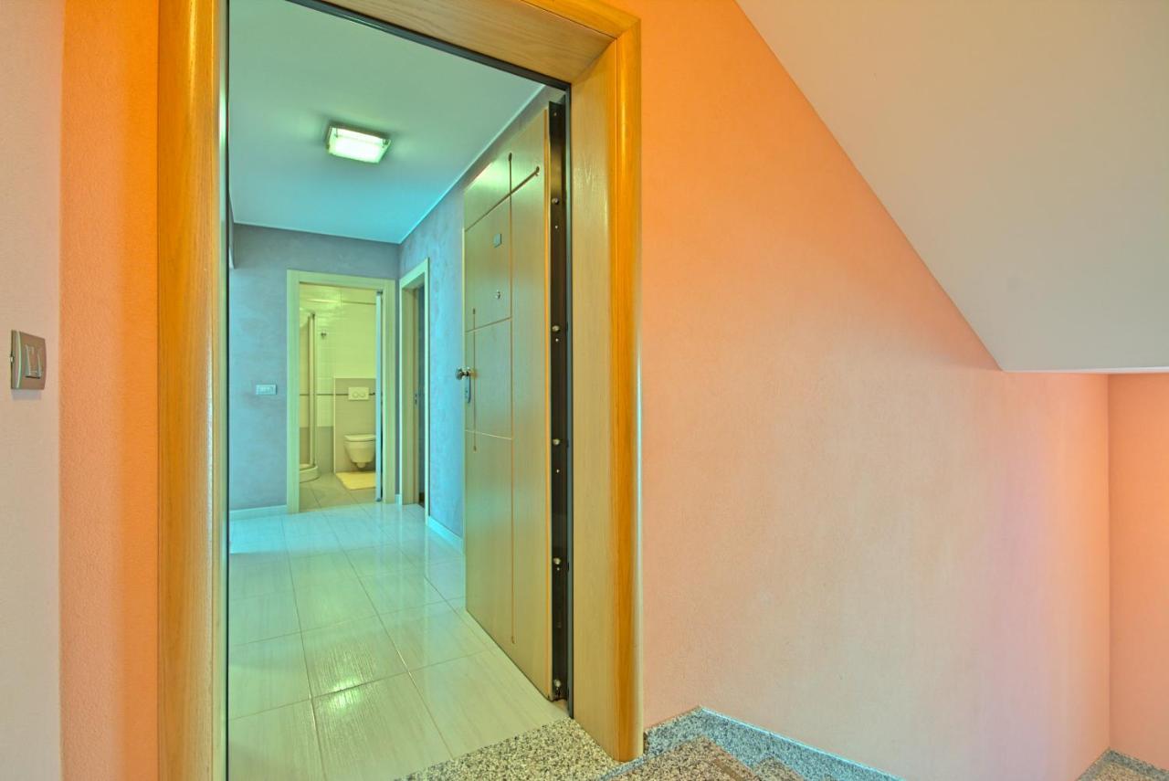 Apartments Riva-Interauto Umag Exterior photo